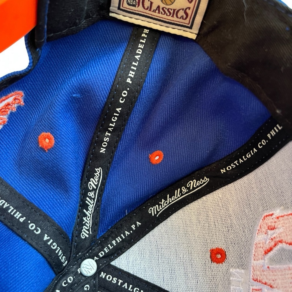 Mitchell & Ness Blue and Orange New York Knicks Hat - Picture 5 of 5